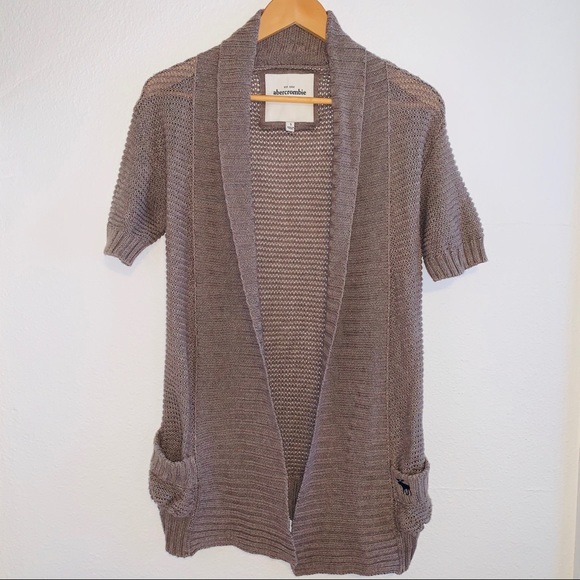 Abercrombie & Fitch Sweaters - Abercrombie Tan Short Sleeve Knit Cardigan Sweater
